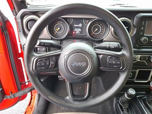 Used 2020 Jeep Gladiator Sport w/ Trailer Tow Package image 19