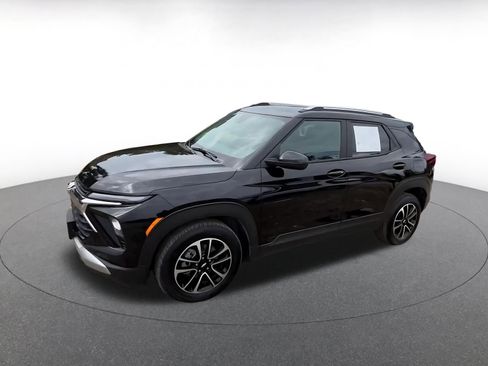 Used 2025 Chevrolet TrailBlazer LT image 8
