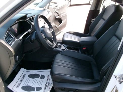 Used 2024 Volkswagen Tiguan Wolfsburg Edition image 13