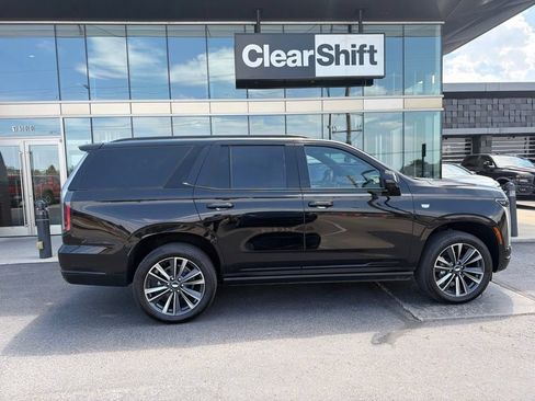 Used 2026 Cadillac Escalade Sport AWD/4WD image 7