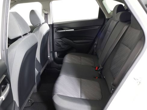 Used 2023 Kia Seltos LX AWD/4WD image 30