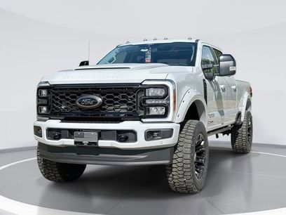 New 2026 Ford F250 Lariat w/ Black Appearance Package