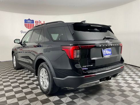New 2026 Ford Explorer Active w/ Active Comfort Package RWD image 5
