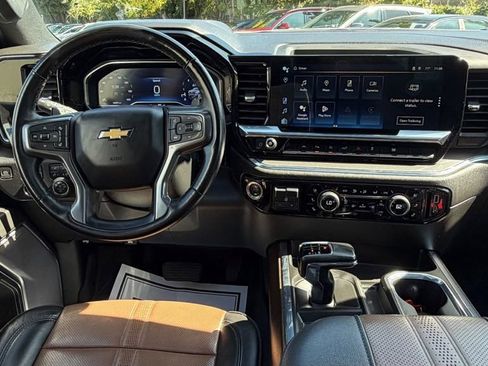 Used 2023 Chevrolet Silverado 1500 High Country w/ High Country Premium Package AWD/4WD image 22