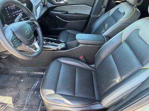 Used 2025 Chevrolet Trax ACTIV image 13