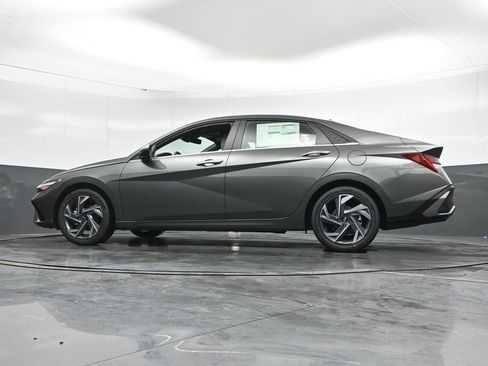 New 2026 Hyundai Elantra Limited w/ Cargo Package FWD image 51