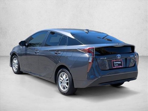 Used 2018 Toyota Prius One FWD image 8