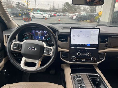 Used 2024 Ford Expedition Max Limited image 41