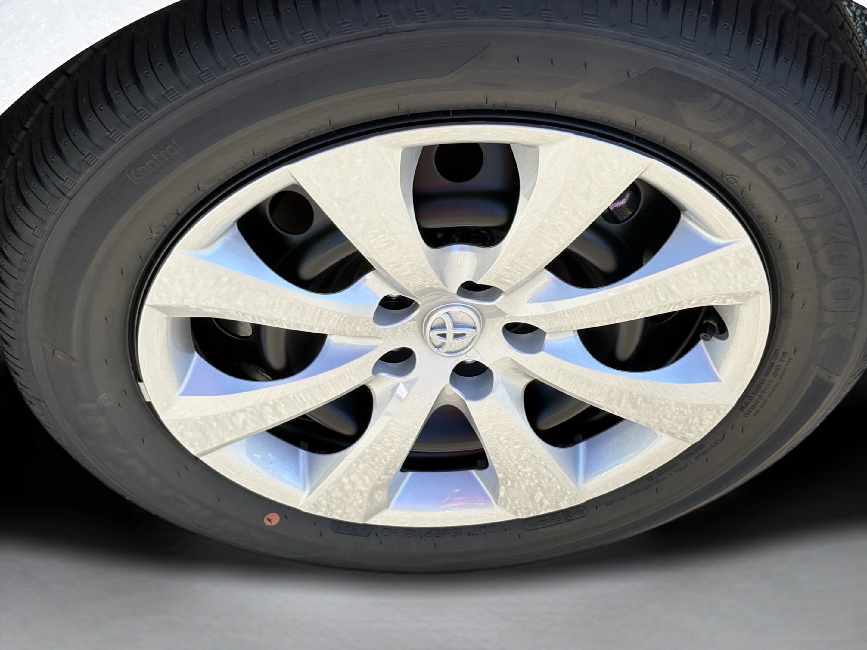 New 2027 Toyota Corolla LE FWD image 25