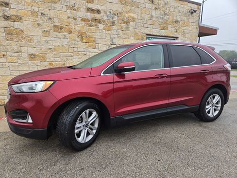 Used 2019 Ford Edge SEL w/ Equipment Group 201A FWD image 2