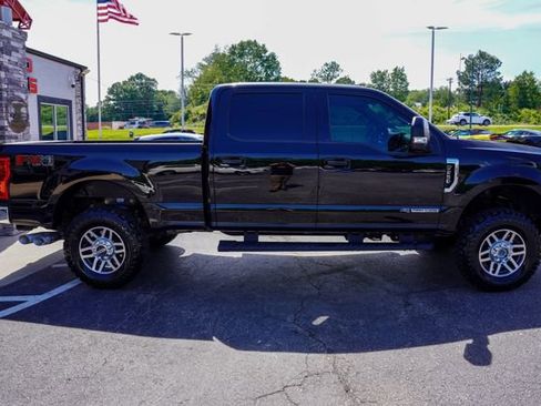 Used 2018 Ford F250 Lariat w/ Lariat Value Package AWD/4WD image 6