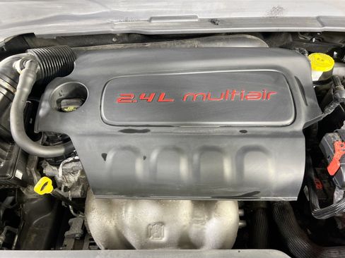 Used 2022 Jeep Compass Trailhawk w/ Trailhawk Convenience Group AWD/4WD image 27