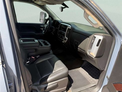 Used 2015 GMC Sierra 1500 SLE w/ SLE Value Package AWD/4WD image 22