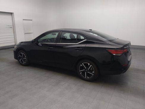 Used 2024 Nissan Sentra SV FWD image 3