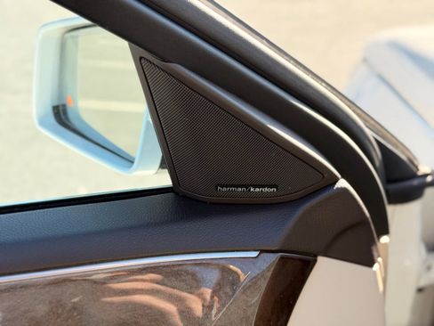 Used 2014 Mercedes-Benz E 350 4MATIC Sedan image 15