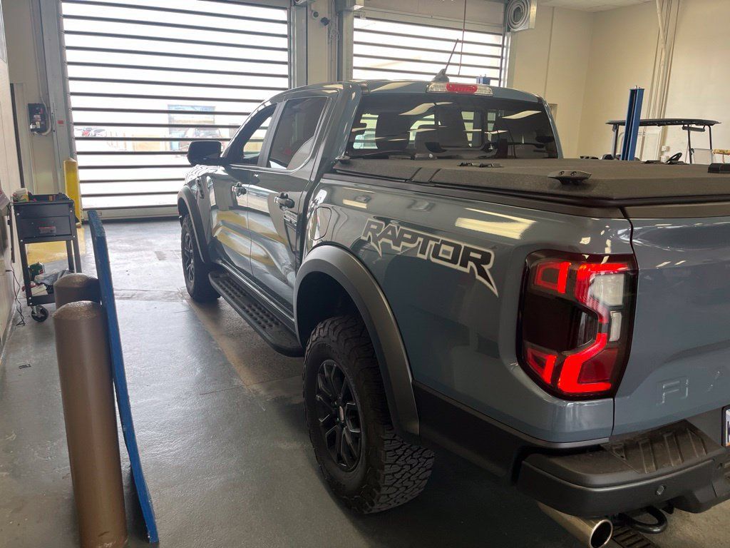 Used 2025 Ford Ranger Raptor AWD/4WD image 8