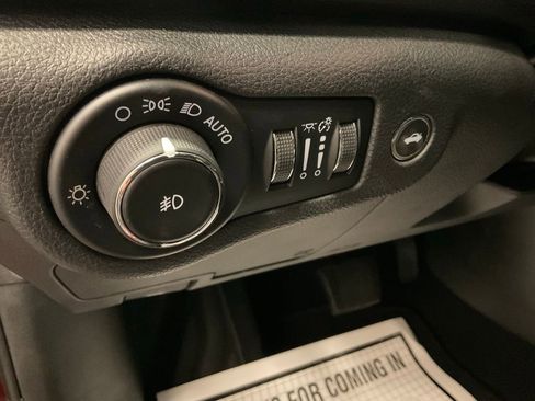 Used 2015 Chrysler 200 S w/ Navigation & Sound Group I image 13