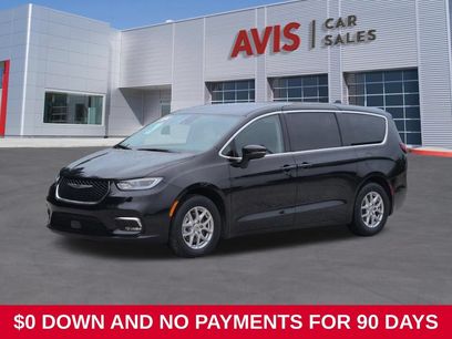 Used 2024 Chrysler Pacifica Touring-L
