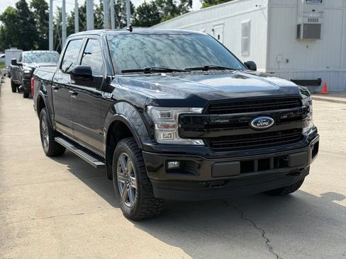 Used 2020 Ford F150 Lariat w/ Equipment Group 502A Luxury AWD/4WD image 4