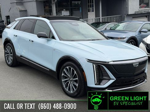 Used 2024 Cadillac Lyriq Sport w/ LPO, Floor Liner Package AWD/4WD image 3