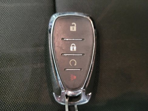 Used 2017 Chevrolet Trax LT w/ LT Convenience Package image 32