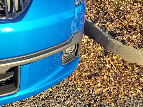 Used 2025 Ford Maverick Lobo image 4