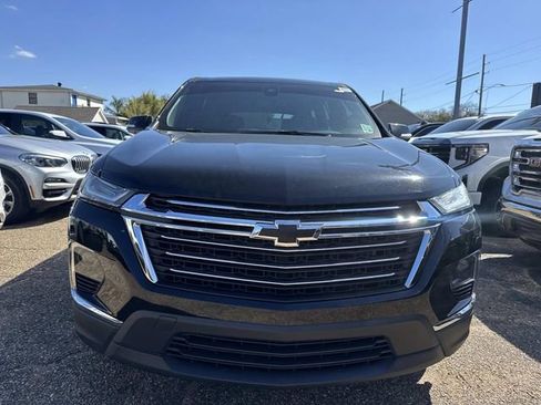 Used 2023 Chevrolet Traverse LT w/ LPO, Floor Liner Package image 2