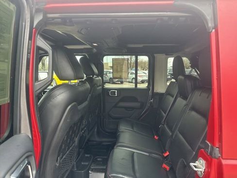 Used 2018 Jeep Wrangler Unlimited Rubicon w/ Safety Group AWD/4WD image 21