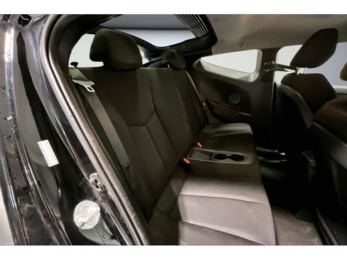 Used 2016 Hyundai Veloster image 26