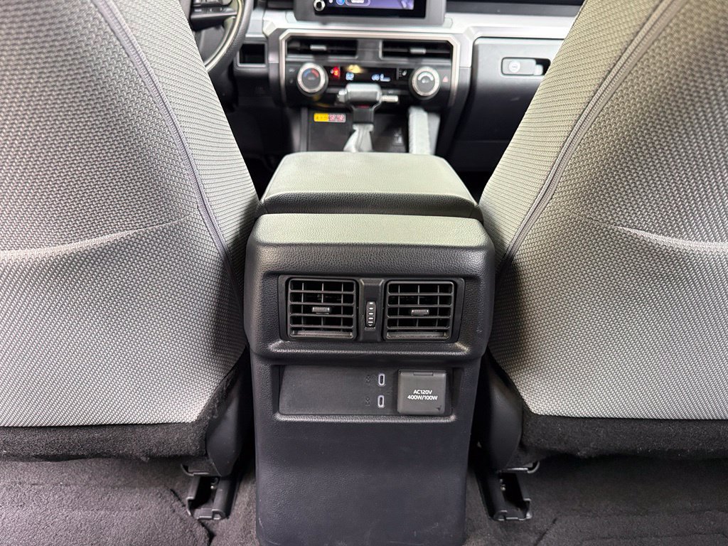 Used 2025 Toyota 4Runner TRD Off-Road AWD/4WD image 29