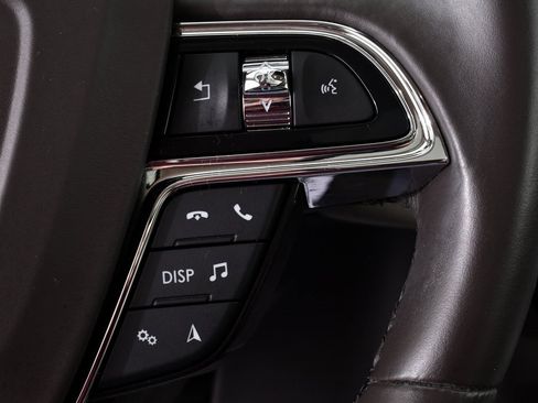 Used 2021 Lincoln Nautilus Reserve image 33