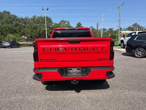 Used 2022 Chevrolet Silverado 1500 Custom w/ LPO, Dark Essentials Package RWD image 6