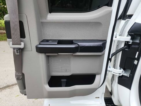Used 2018 Ford F250 XL w/ Power Equipment Group RWD image 33