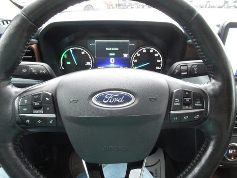 Used 2022 Ford Maverick Lariat w/ Lariat Luxury Package image 25