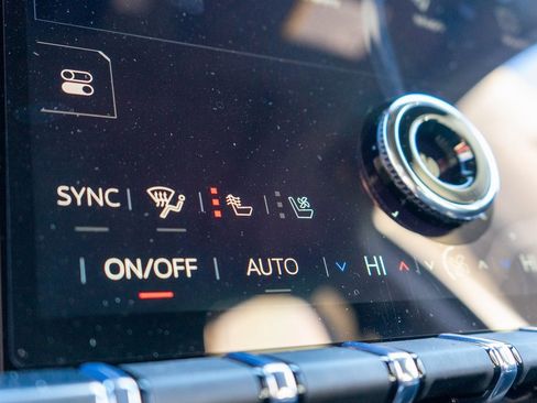 New 2026 GMC Yukon XL Elevation w/ Elevation Premium Package image 30