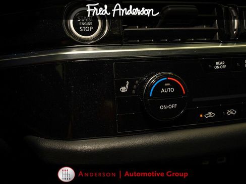Used 2022 Nissan Pathfinder SL w/ SL Premium Package FWD image 18