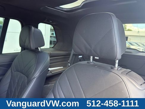 Used 2023 BMW X7 xDrive40i w/ Premium Package AWD/4WD image 28