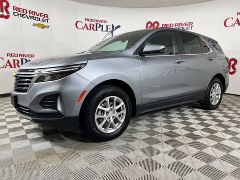 Used 2024 Chevrolet Equinox LT AWD/4WD image 3
