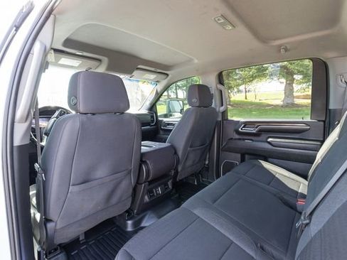 Used 2024 Chevrolet Silverado 2500 LT w/ Convenience Package AWD/4WD image 11
