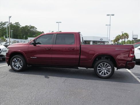 Used 2022 RAM 1500 Laramie AWD/4WD image 6