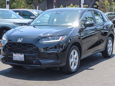 Used 2025 Honda HR-V LX image 3