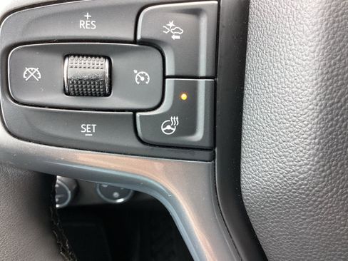 Used 2024 Chevrolet Silverado 1500 LT w/ Z71 Off-Road Package image 30