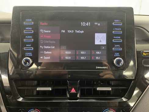 Used 2024 Toyota Camry SE image 25