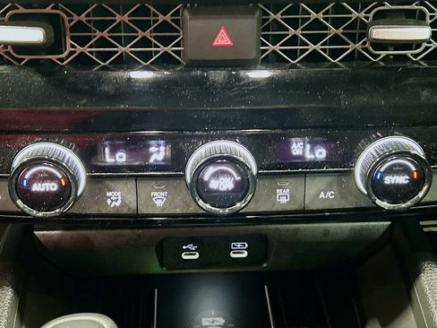 Used 2025 Honda Accord Sport image 12