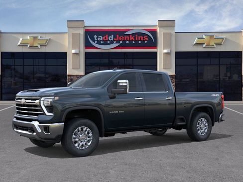 New 2026 Chevrolet Silverado 3500 LTZ image 2