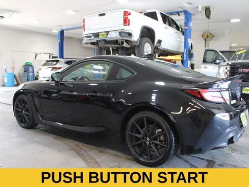 Used 2024 Toyota GR86 Premium RWD image 7