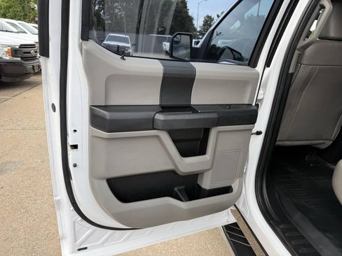 Used 2017 Ford F150 XL w/ Equipment Group 101A Mid AWD/4WD image 14
