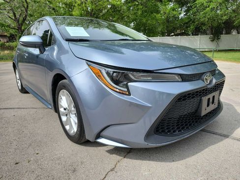 Used 2020 Toyota Corolla LE w/ LE Premium Package image 1
