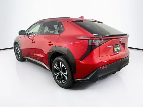 Used 2025 Toyota bZ4X FWD image 5
