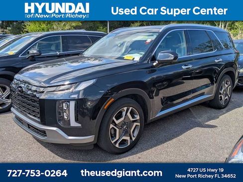 Used 2023 Hyundai Palisade Limited AWD/4WD image 1